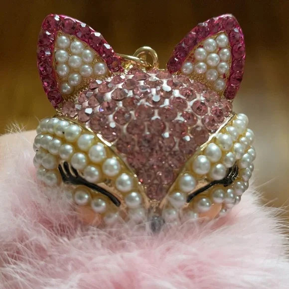 Pink Fox Accessory - Picture 2 of 5